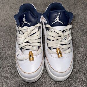 Jordan 5 Retro Low - dunk from above (GS)